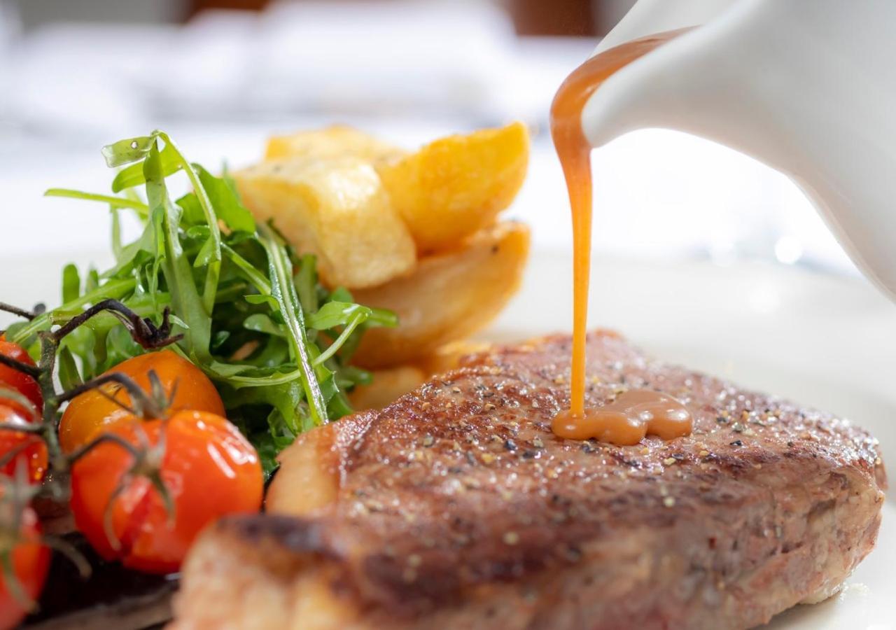 Clayton Hotel Liffey Valley Клондолкин Экстерьер фото